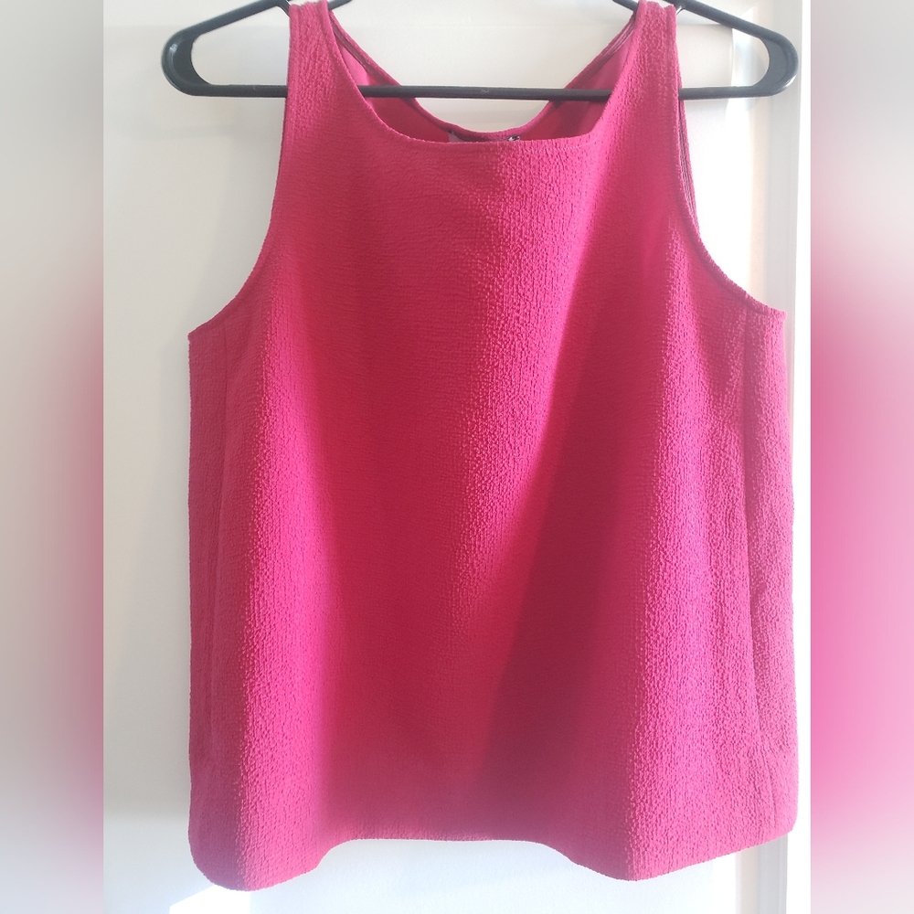MM Lefleur Top Size L Pink NWT